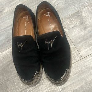 Giuseppe zanotti size 40